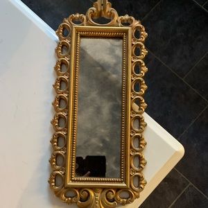 Gold mirror
